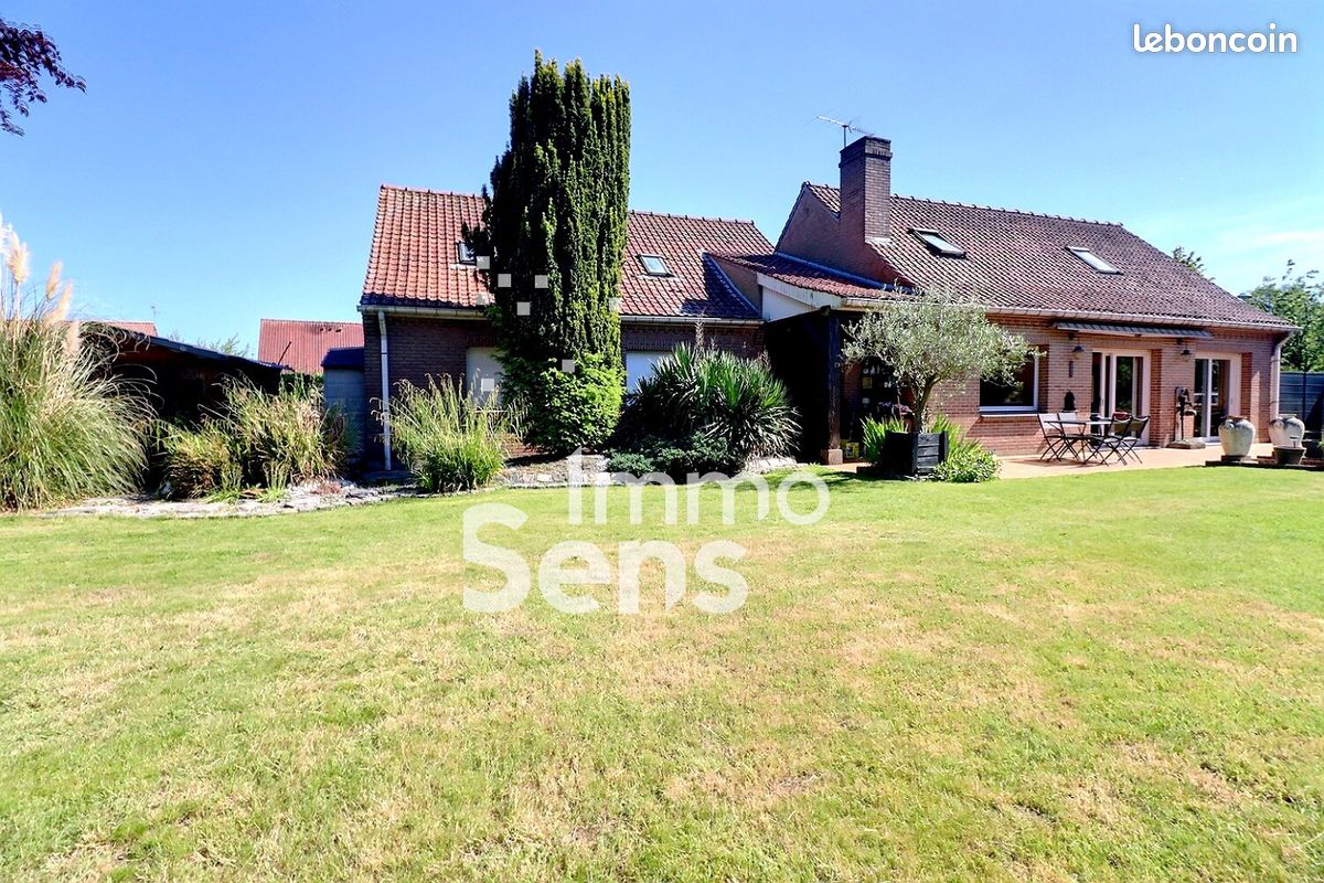 Maison 7 pièces 190 m² · à Comines · 190 m² · 449 900 €
