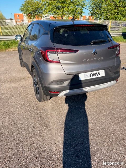 RENAULT Captur (image 9)