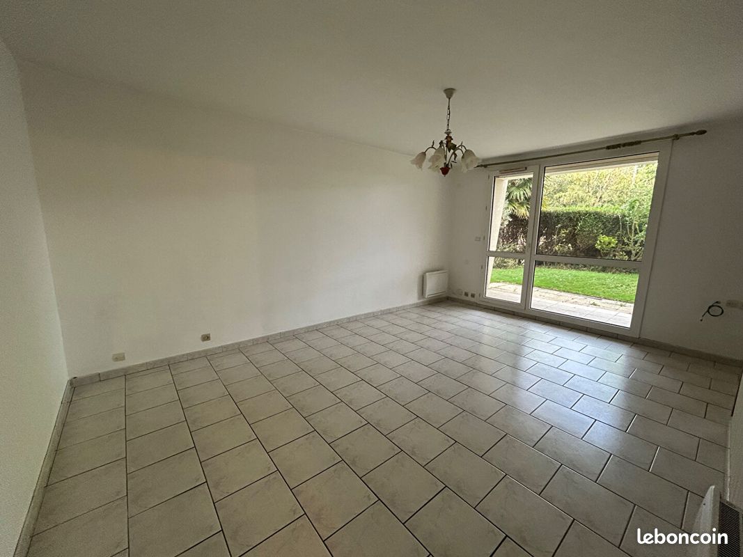 Appartement 2 pièces 48 m² · à Sainte-Adresse · 48 m² · 700 €/mois