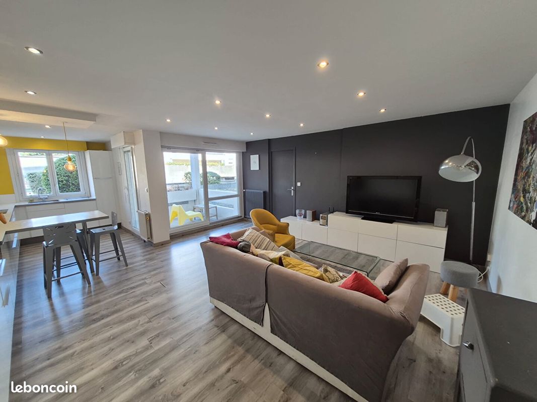 Appartement 3 pièces 73 m² · à Reims · 73 m² · 1 050 €
