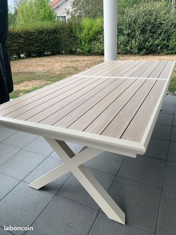 Table (image 1)