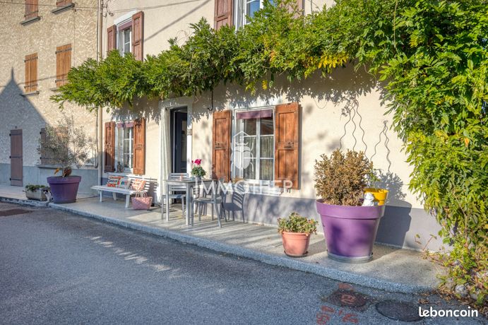 Maison de village 5 pièces 151 m²