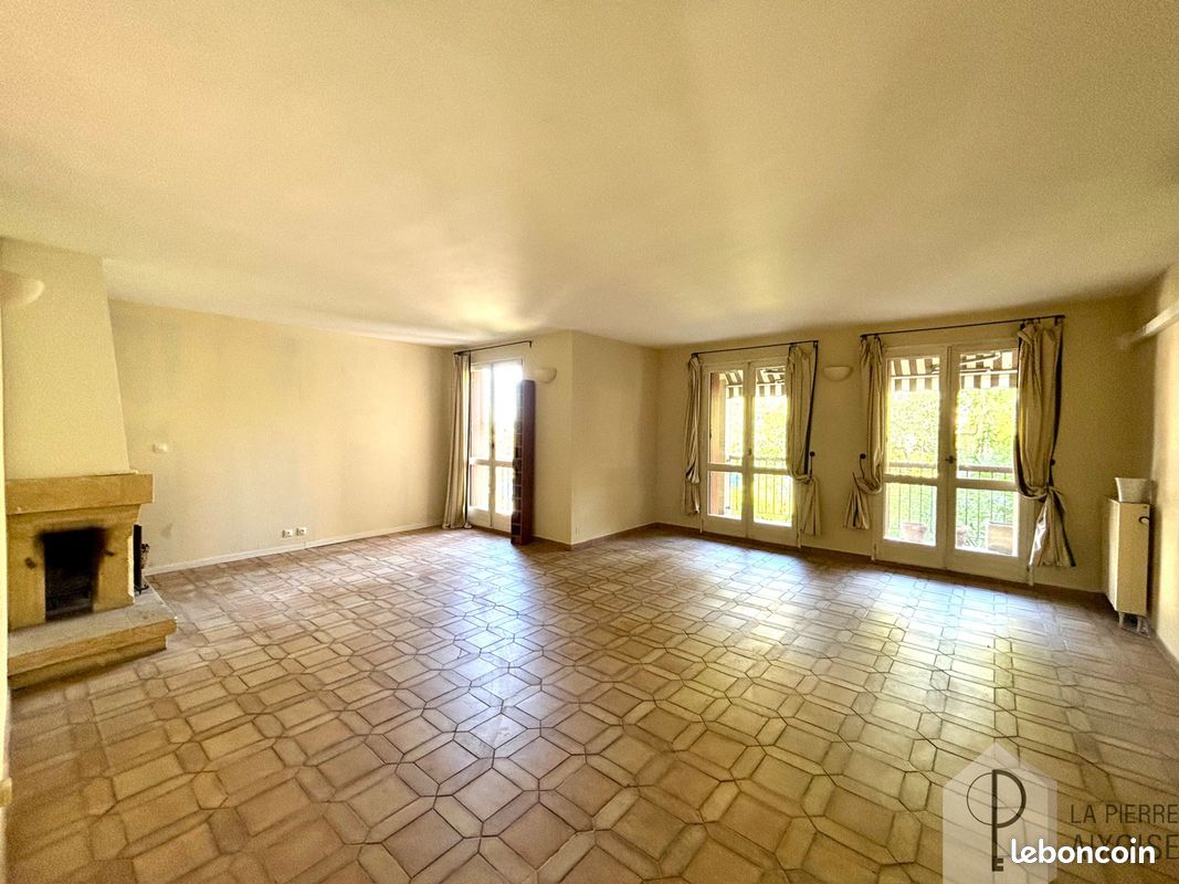 Appartement 4 pièces 111 m² · à Aix-en-Provence · 111 m² · 440 000 €