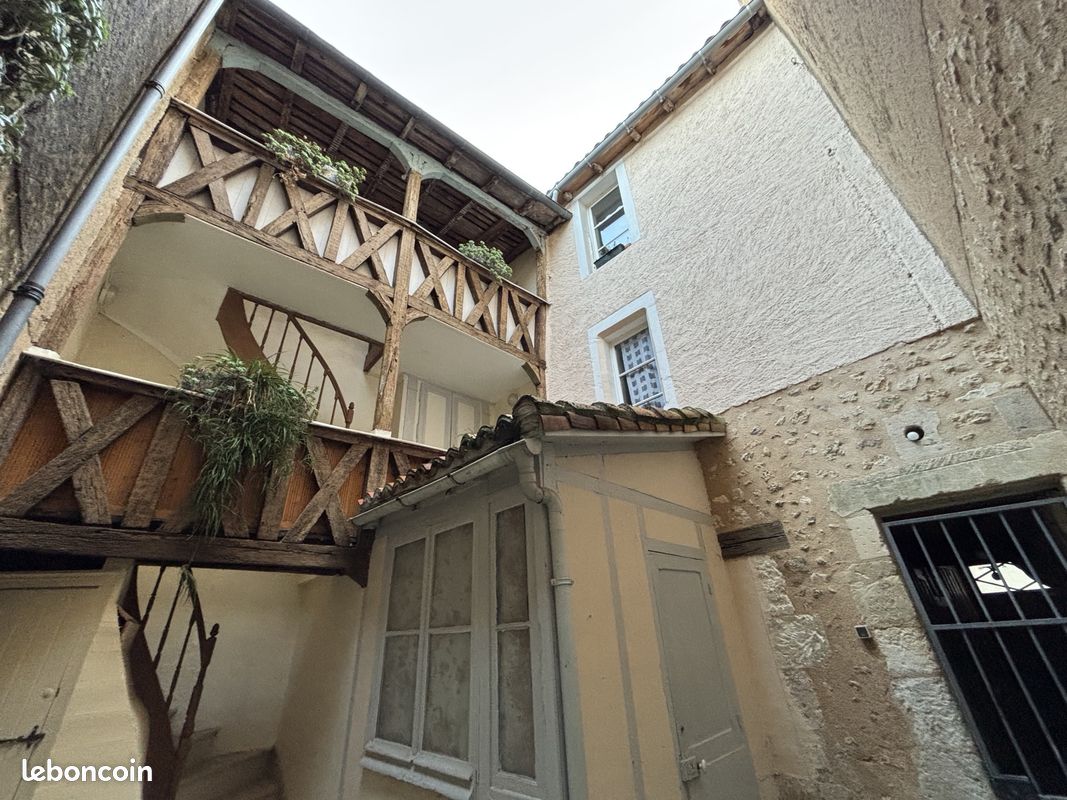 Appartement a louer poitiers - 1 pièce(s) - 27 m2 - Surfyn