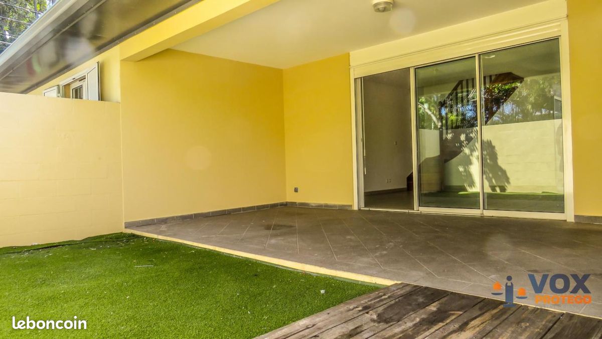 Maison 97 m² · à Saint-Pierre · 97 m² · 1 050 €/mois