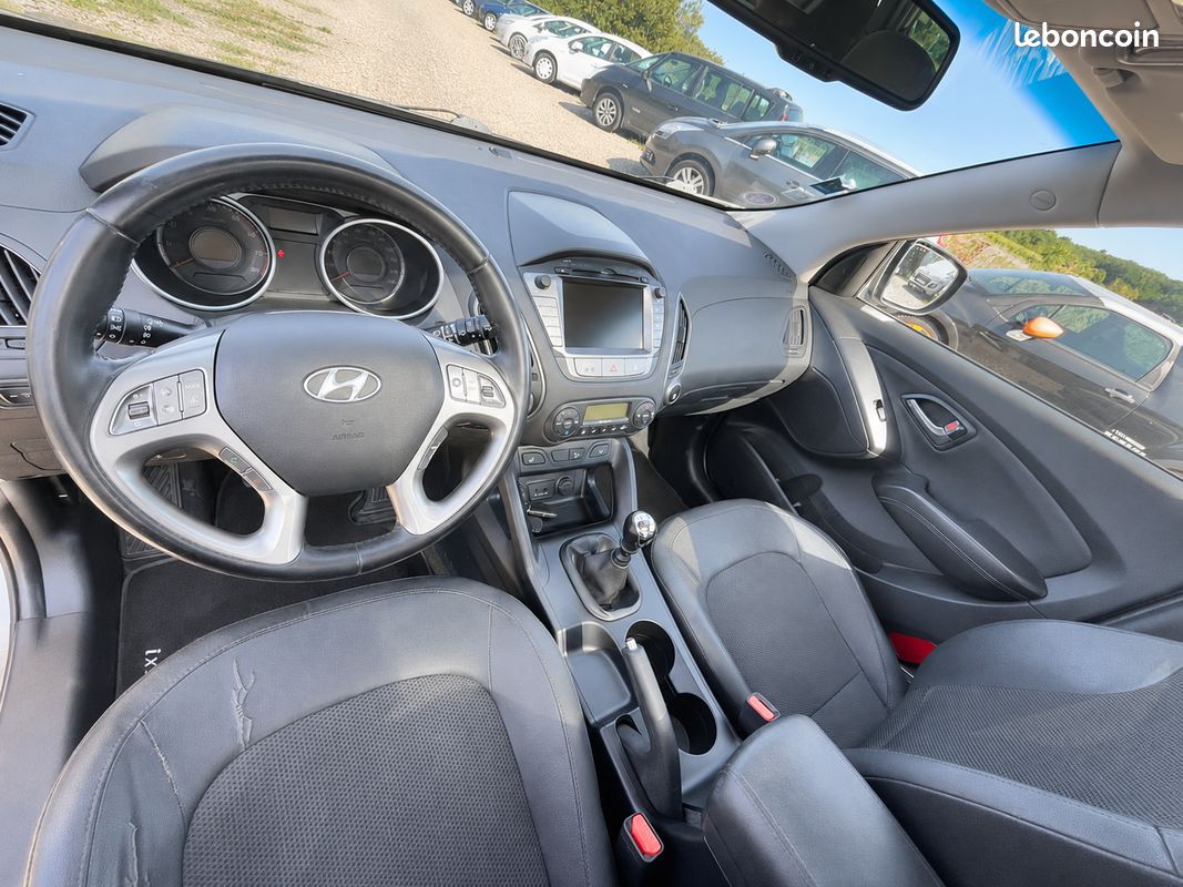Hyundai IX35 (image 5)