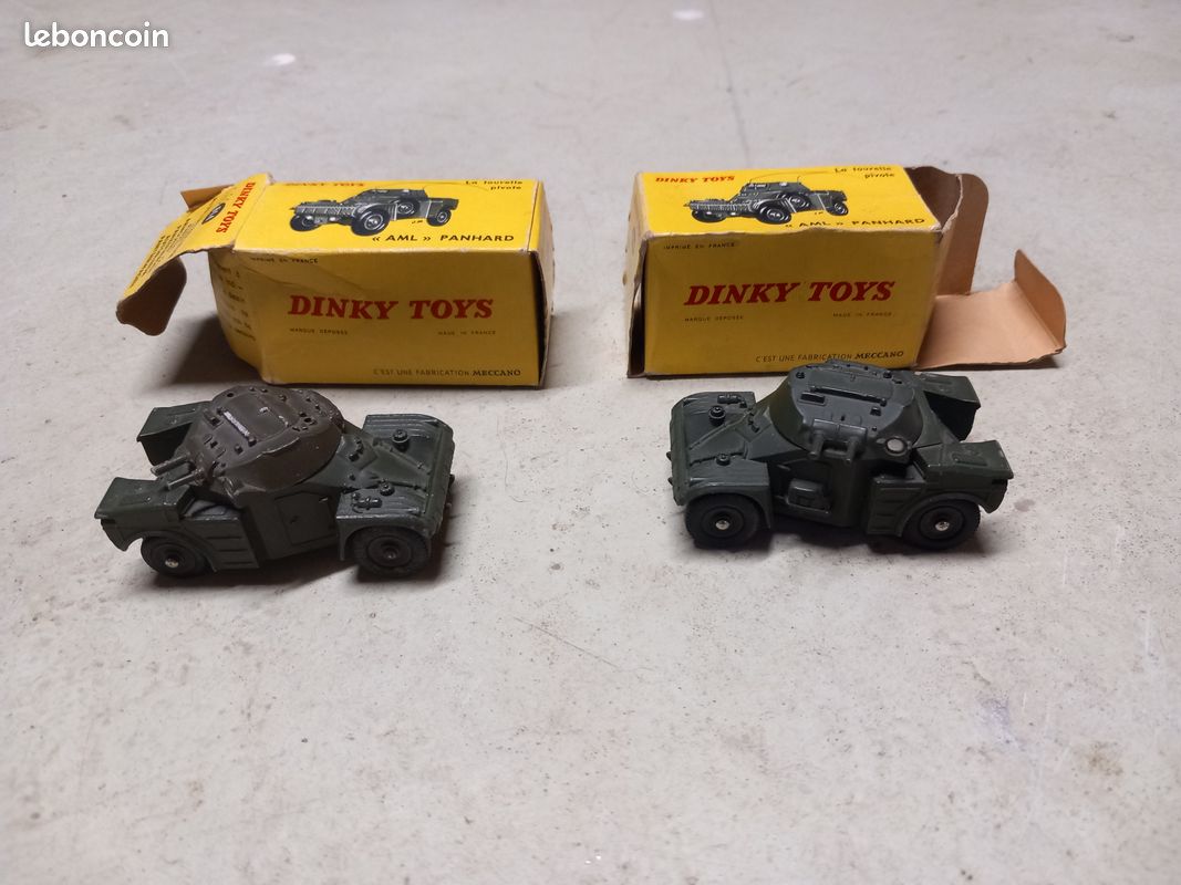 DINKY TOYS 814 Auto Mitrailleuse légère panhard + Boite d'origine