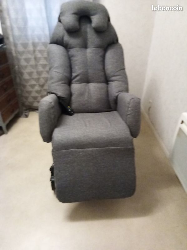 Fauteuil relax (image 1)