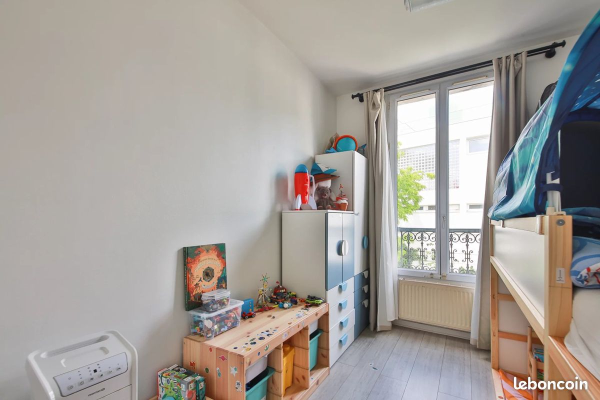 Appartement 3 pièces 51 m² · à Suresnes · 51 m² · 330 000 €