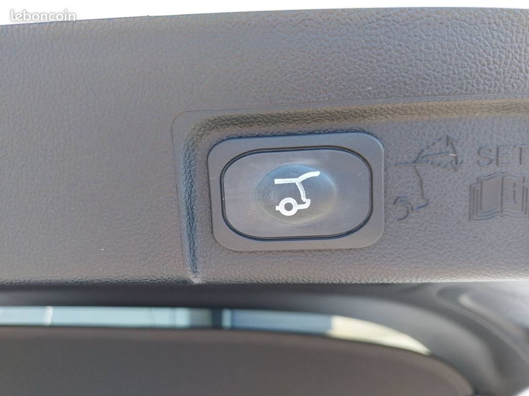 FORD Puma 1.0 EcoBoost 125 ch mHEV S&S Powershift ST-Line X (image 12)