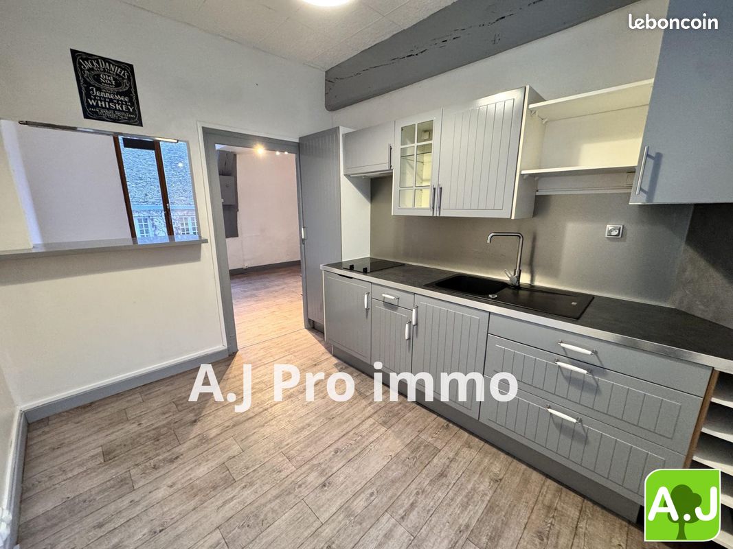 Appartement 1 pièce 34 m² · à Ivry-la-Bataille · 34 m² · 67 000 €