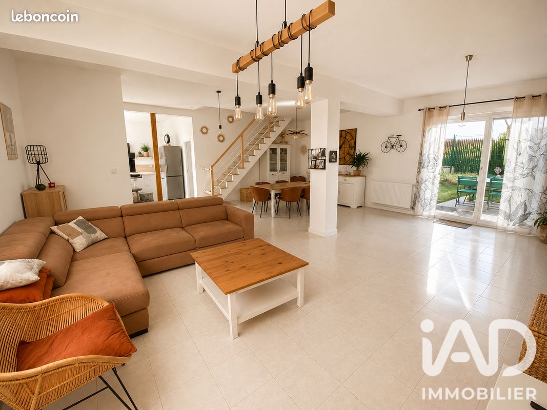 Maison 5 pièces 120 m² · à Saint-Quentin · 120 m² · 149 500 €