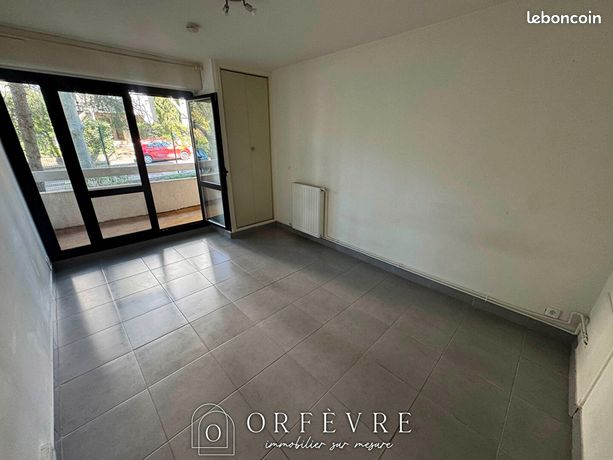 Studio 1 pièce 20 m² — 5