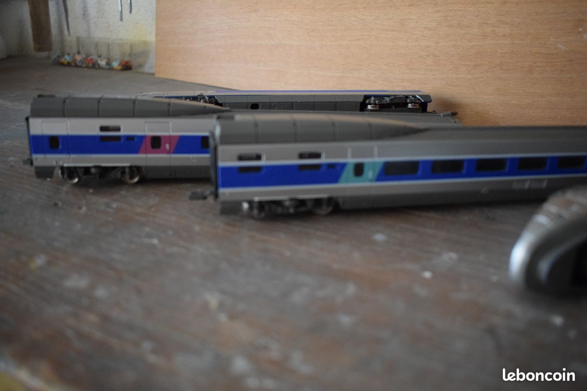 TGV bleu (image 4)