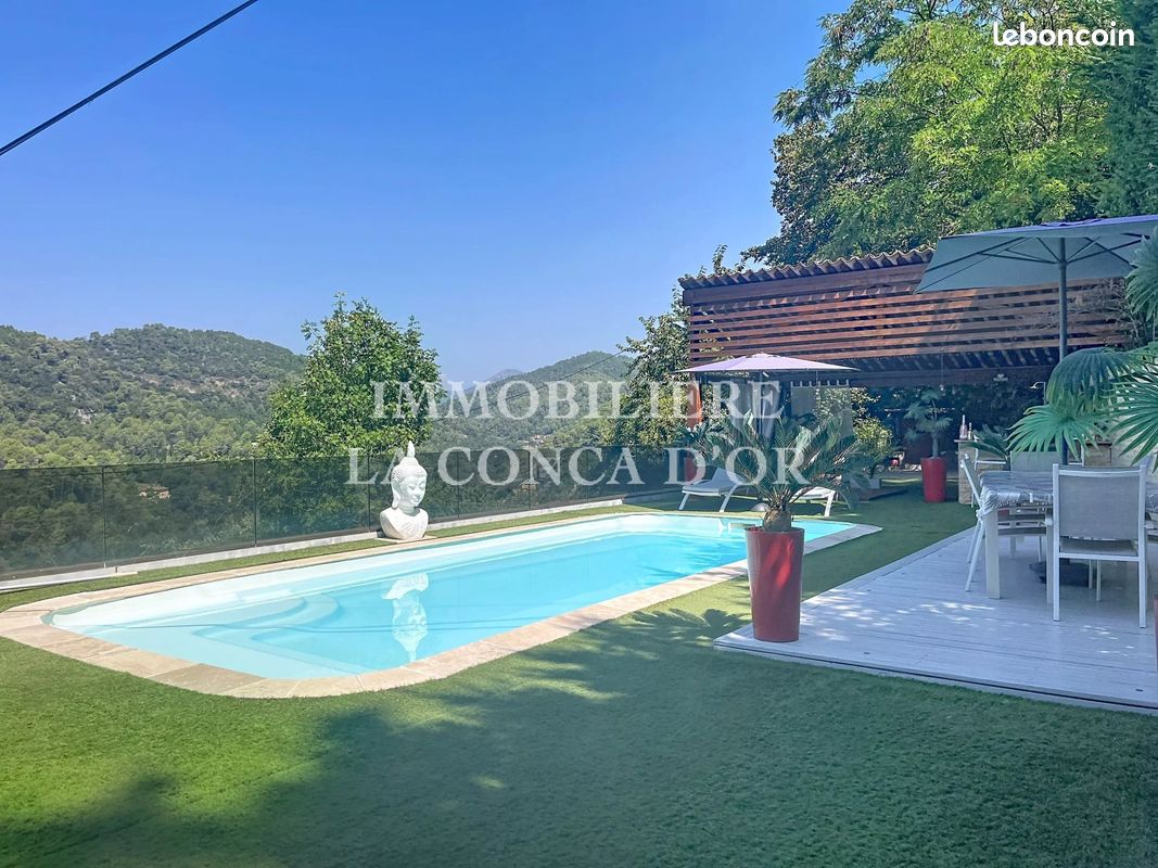 Maison 5 pièces 141 m² · à Tourrette-Levens · 141 m² · 699 000 €