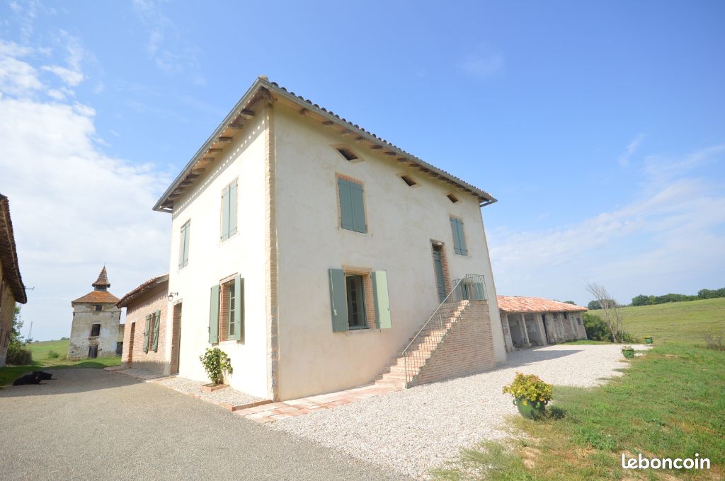 Appartement 3 pièces 87 m² · à Réalville · 87 m² · 790 €