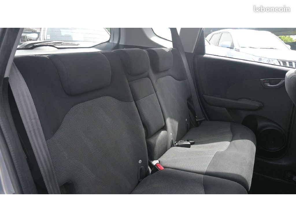 Honda Jazz 1.4 i-VTEC Luxury (image 4)