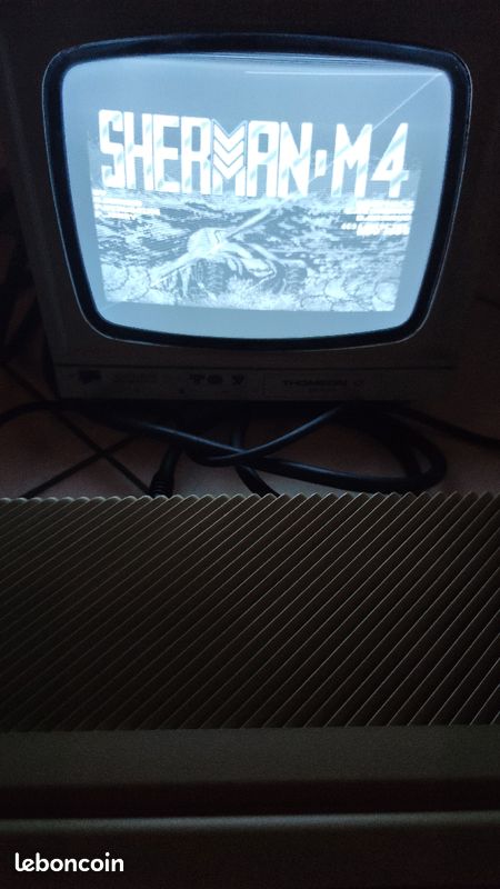 Atari 520STF en boîte d'origine (image 4)