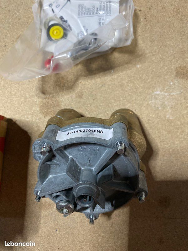 Saunier Duval 05239800 valve eau (image 3)