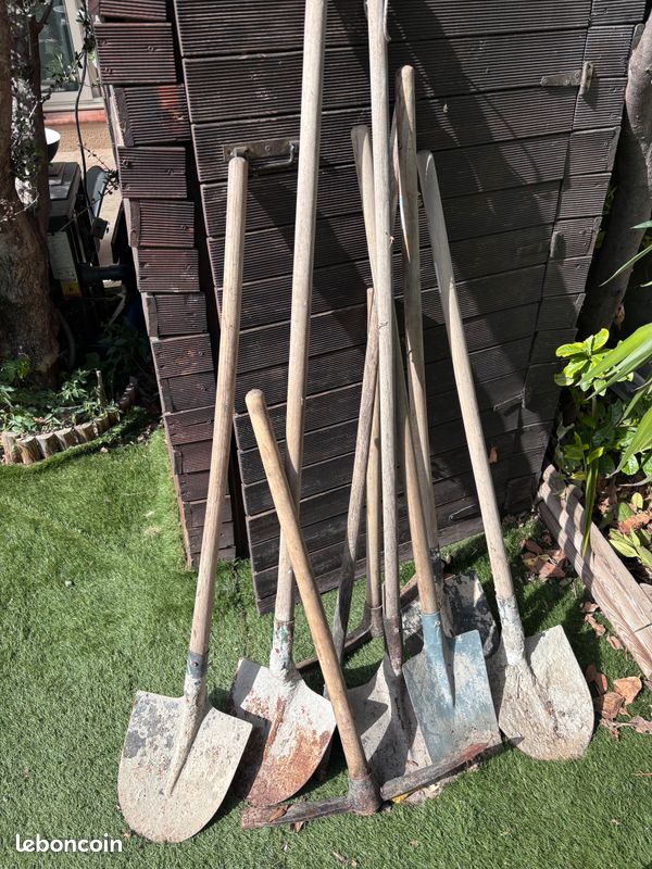 Outils de jardin (image 1)