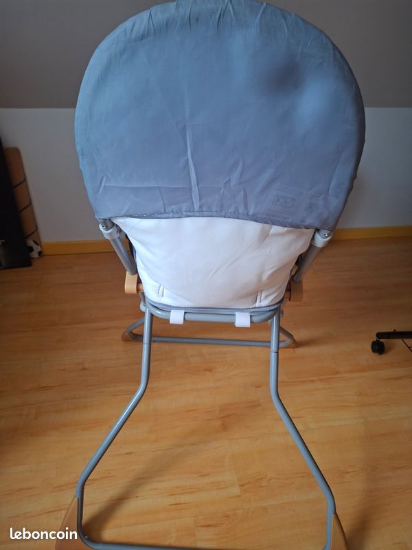 Chaise haute (image 6)