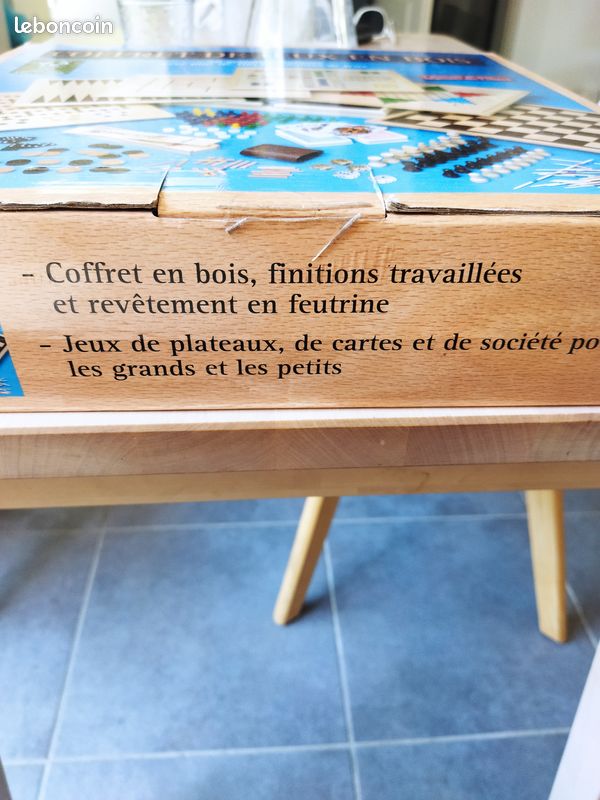 Coffret de jeux en bois (image 1)