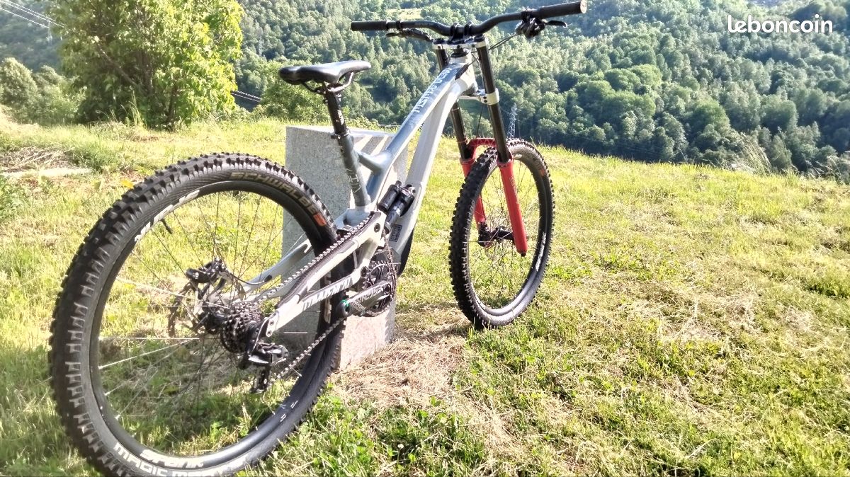 Supreme Dh Vtt Dh Commencal Occasion Commencal Supreme Dh 2011 Online