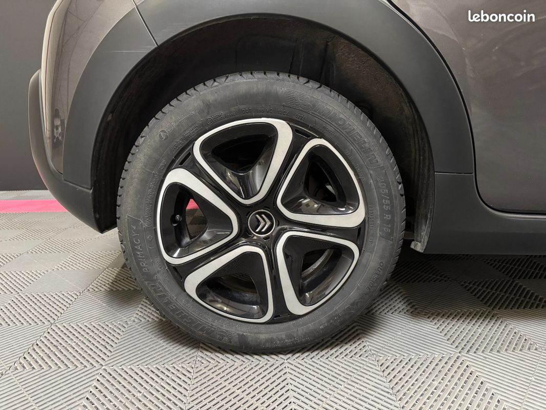 CITROEN C3 Graphic 1.2 PureTech 82 ch - courroie OK entretien en concession (image 10)