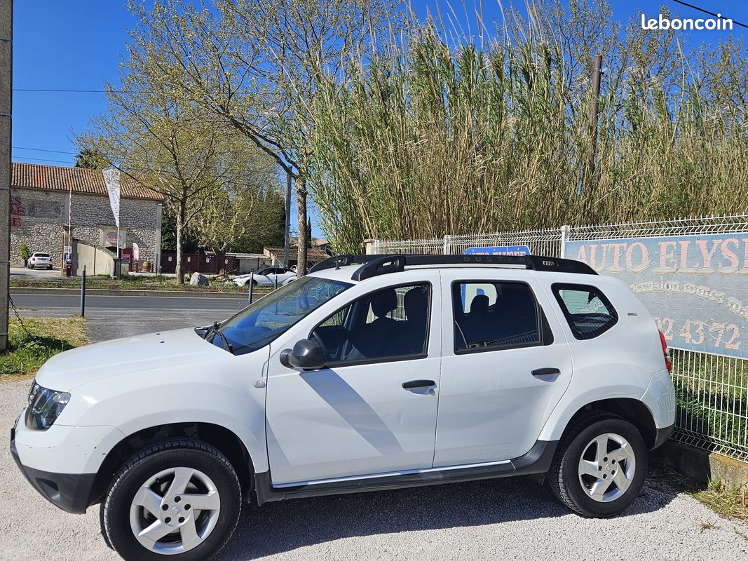 Dacia Duster 1.5 DCI 90cv 4x2 Édition 2017 1ère Main (image 9)
