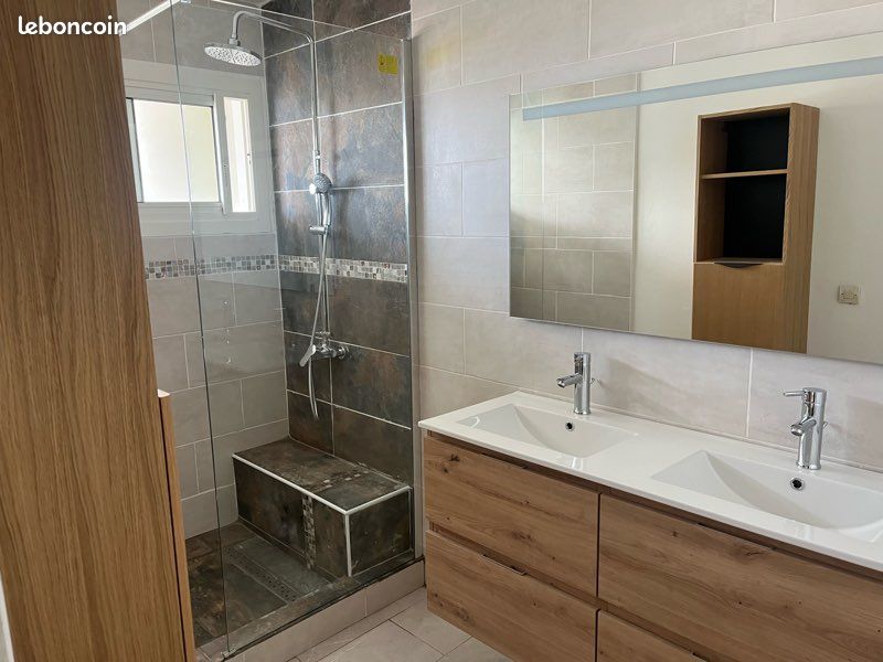 Appartement 4 pièces 56 m² · à Saint-Denis · 56 m² · 820 €