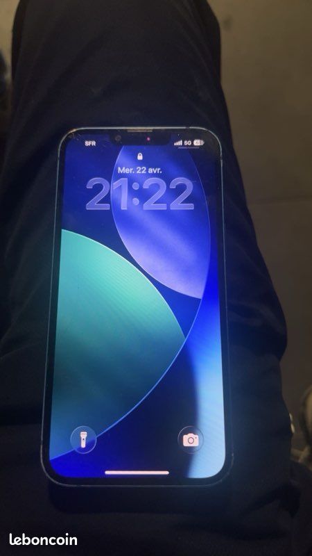 IPhone 13 (image 1)