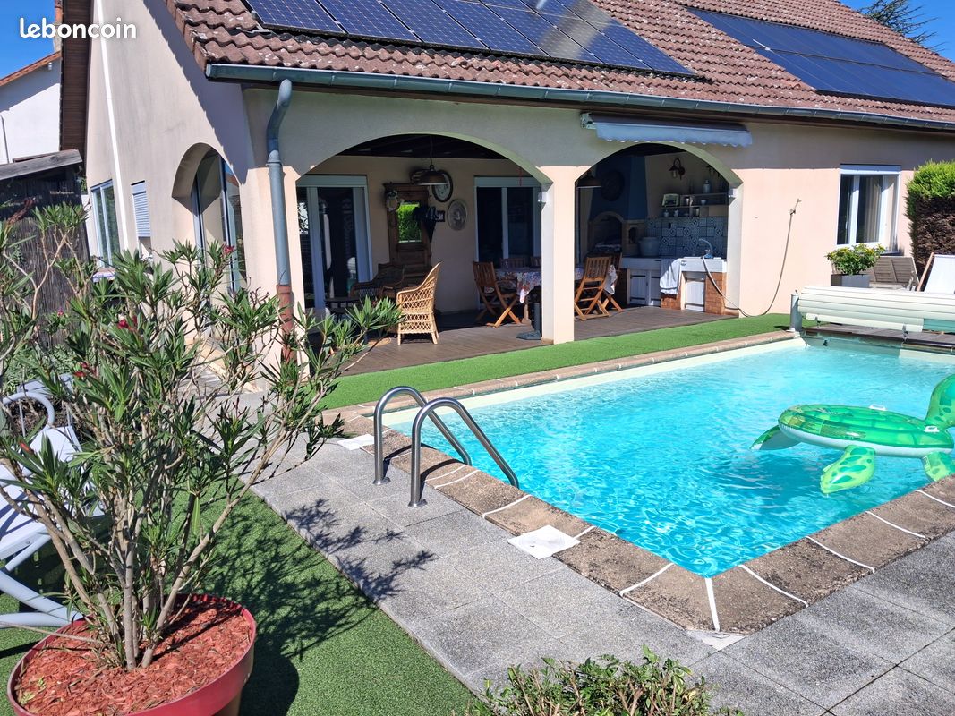 Maison 6 pièces 130 m² · à Montceau-les-Mines · 130 m² · 249 000 €