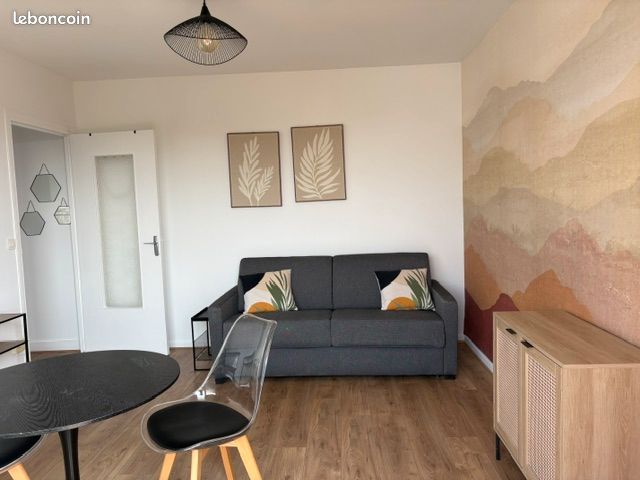 Appartement 1 pièce 26 m² · à Saint-Maur-des-Fossés · 26 m² · 870 €
