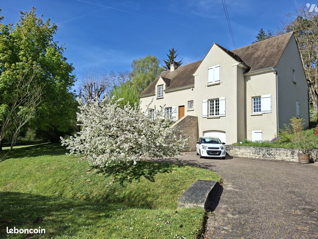 Maison 6 pièces 240 m² · à Vétheuil · 240 m² · 520 000 €