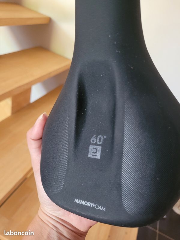 Selle de vélo Xiaomi Memory Foam – Très bon état (image 4)