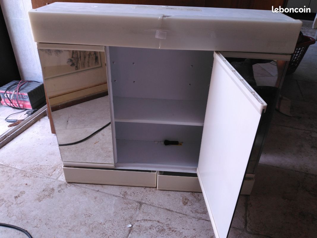 Armoire de toilette (image 2)
