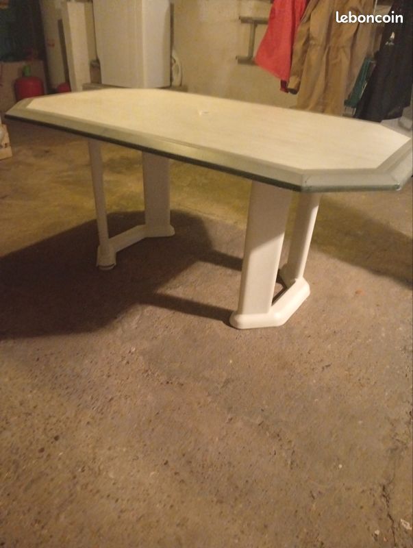 Table de jardin (image 3)
