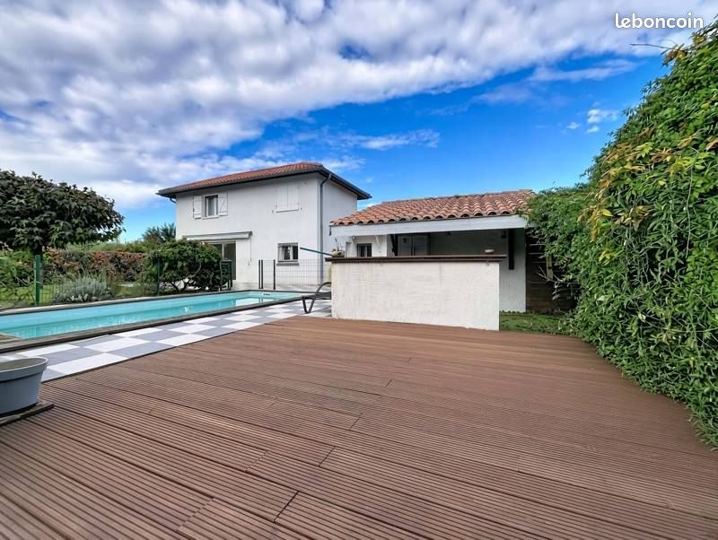 Maison 5 pièces 143 m² · à Saint-Loubès · 143 m² · 399 000 €
