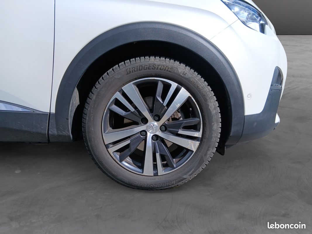 PEUGEOT 5008 130Ch Garantie 12 mois (image 24)