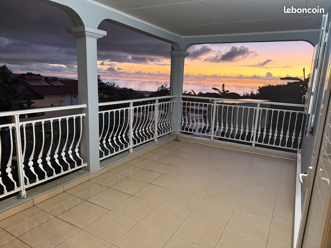 Appartement 3 pièces 84 m² · à Saint-Paul · 84 m² · 1 250 €/mois