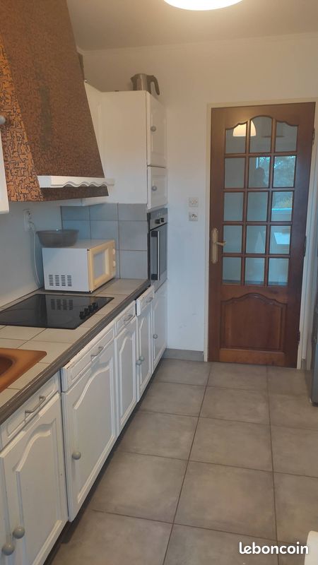 Appartement a louer tassin-la-demi-lune - 4 pièce(s) - 87 m2 - Surfyn