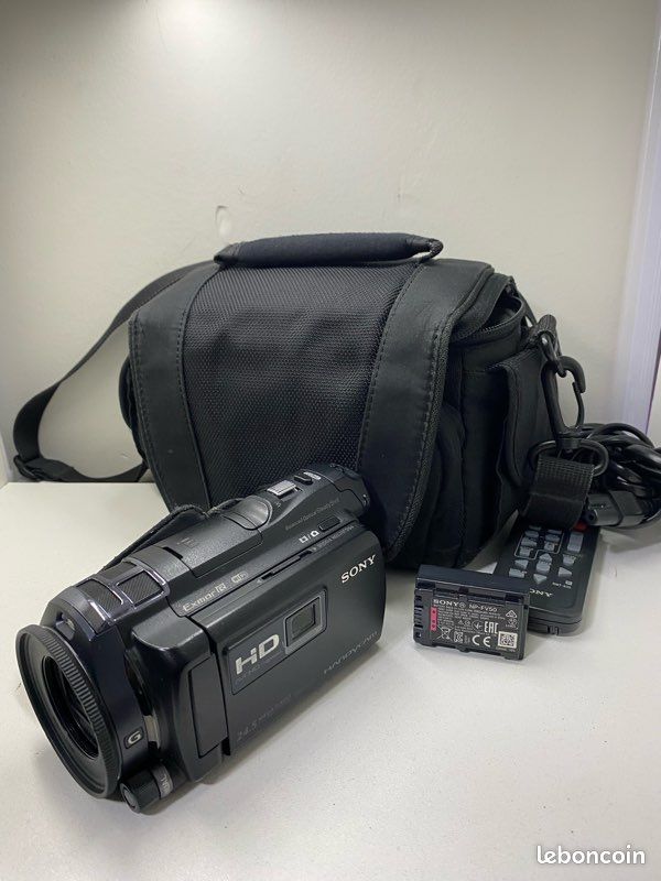 Caméscope Sony Handycam HDR-CX700VE – Full HD 1080p – Bon état – Complet