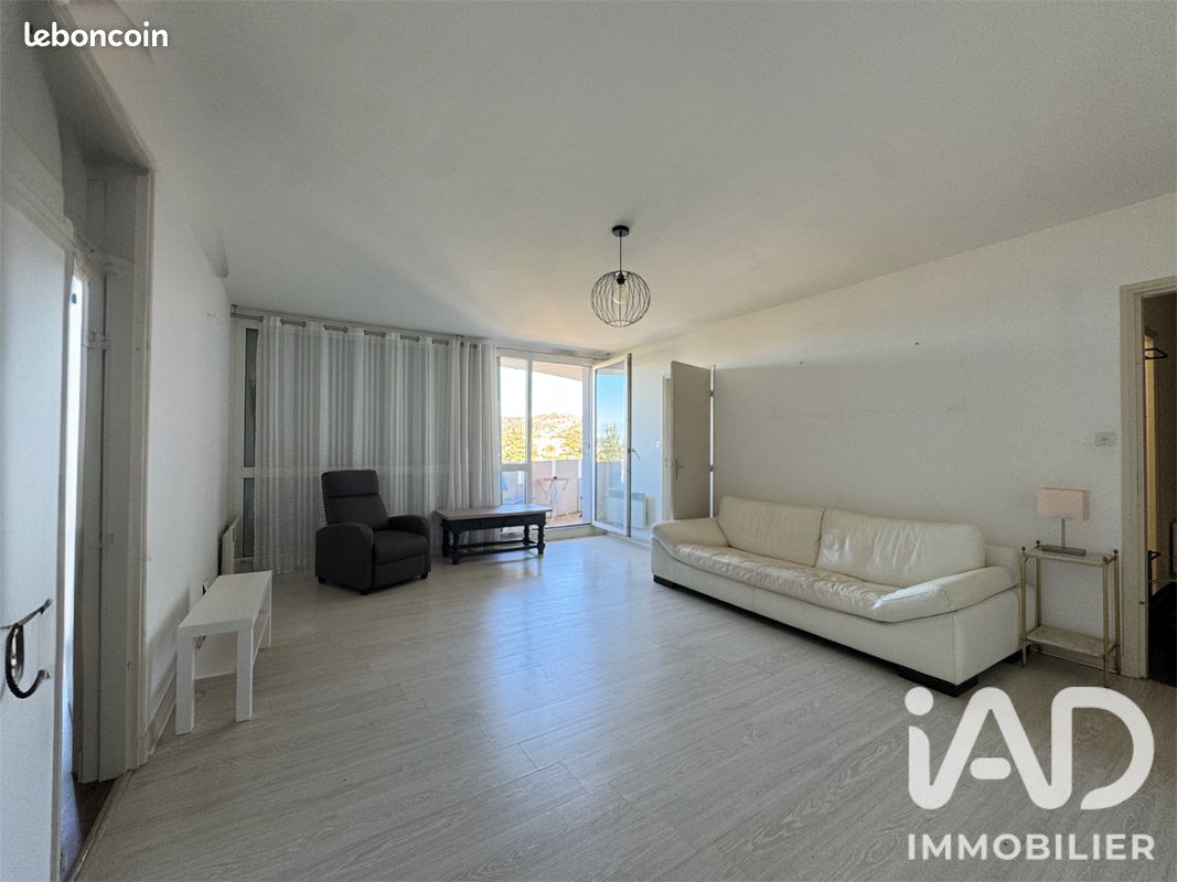 Appartement 3 pièces 73 m² · à Montluçon · 73 m² · 82 000 €