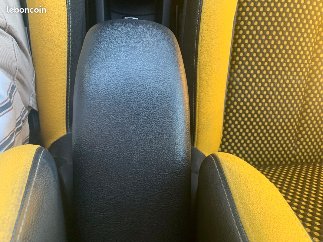 DS DS 3 110 ch | Sport chic | Régulateur vitesse | Climatisation | Bluetooth | Vitres électriques (image 36)