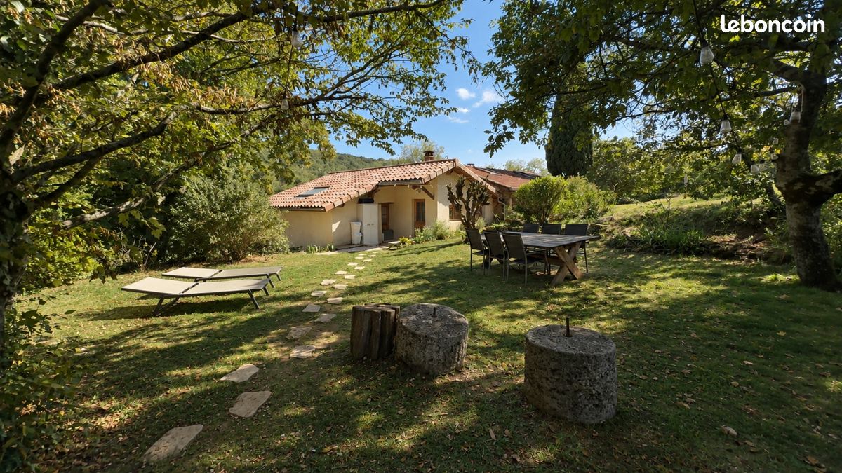 Maison 7 pièces 210 m² · à Charmes-sur-l'Herbasse · 210 m² · 594 000 €