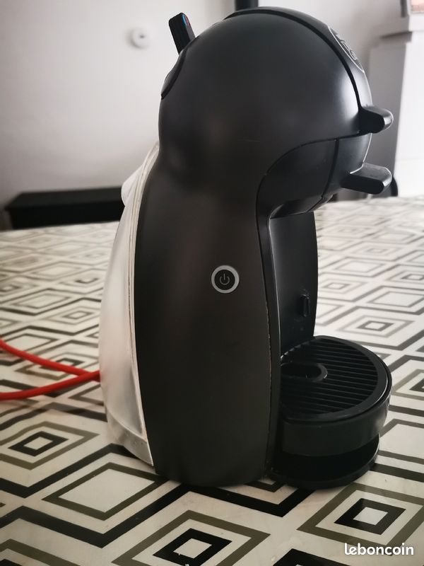 Cafetière Krups Nescafe Dolce Gusto Piccolo Kp100b Machine à Café
