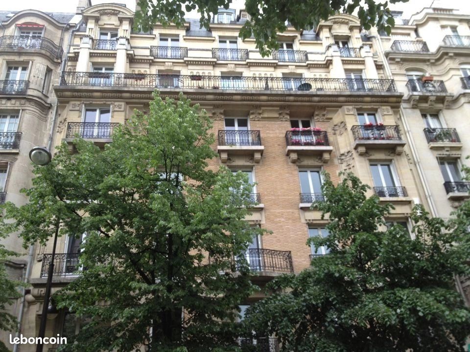 Appartement 3 pièces 81 m² · à Paris · 81 m² · 3 122 €/mois