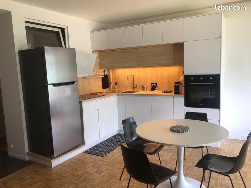 Très Calme, confort et vue exceptionnelle sur le lac. Appartement haut standi (image 6)