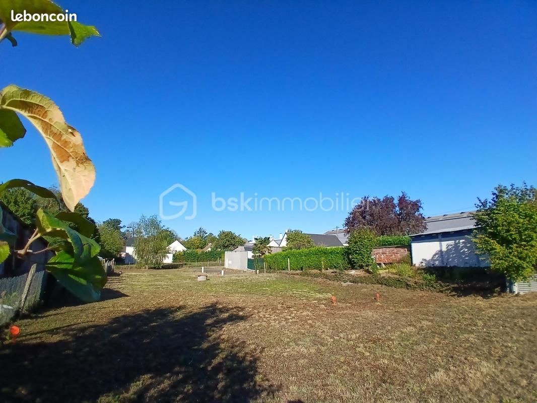 Terrain 306 m² Le Val Saint Pere · à Le Val-Saint-Père · 54 000 €