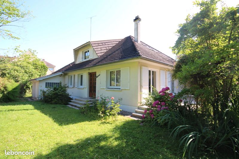 Maison 8 pièces 178 m² · à Pont-Sainte-Maxence · 178 m² · 349 000 €